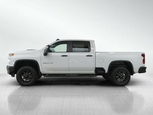 Summit White 2022 Chevrolet Silverado 2500 Custom