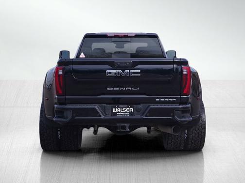 2025 GMC Sierra 3500 Denali