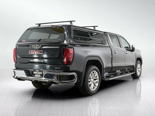 Carbon Black Metallic 2020 GMC Sierra 1500 SLT