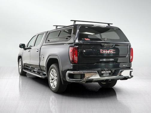 Carbon Black Metallic 2020 GMC Sierra 1500 SLT