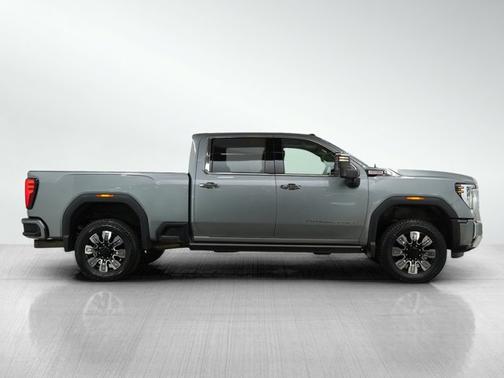 2024 GMC Sierra 2500 Denali