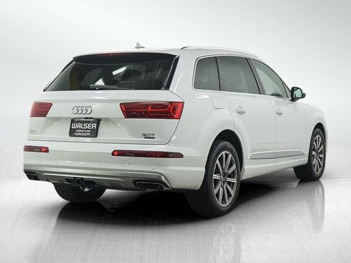 Glacier White Metallic 2018 Audi Q7 3.0T Prestige