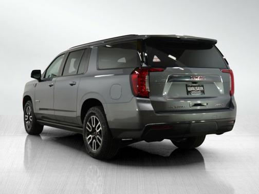 2021 GMC Yukon XL AT4