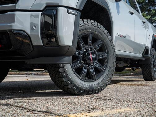 2025 GMC Sierra 3500 AT4