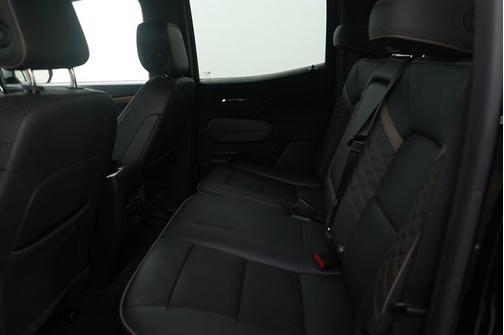 2024 GMC Canyon 4WD Denali