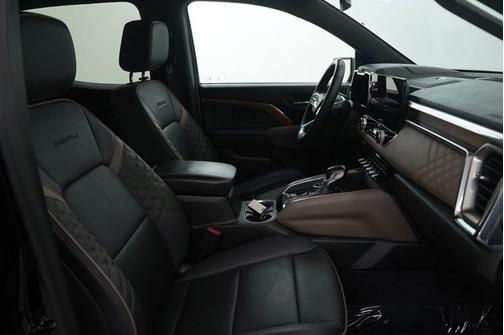 2024 GMC Canyon 4WD Denali