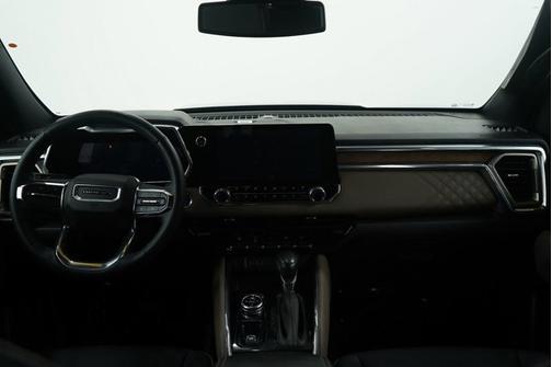 2024 GMC Canyon 4WD Denali