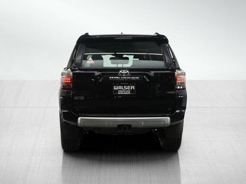 2022 Toyota 4Runner TRD Off Road