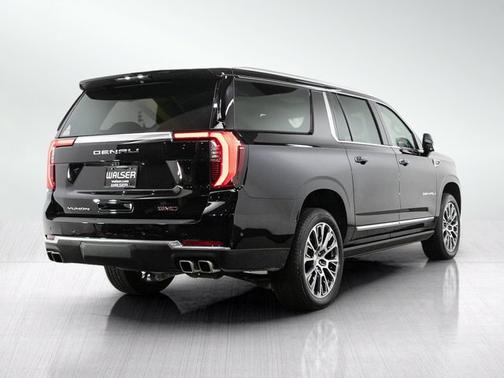 Onyx Black 2025 GMC Yukon XL Denali