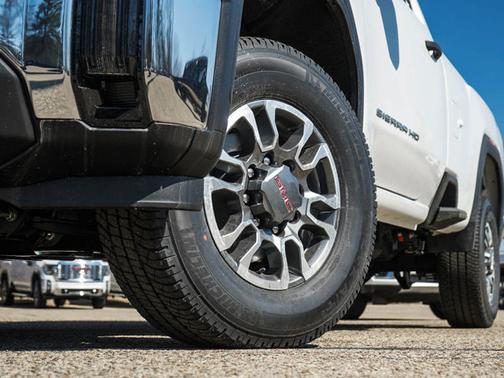 2025 GMC Sierra 3500 Pro
