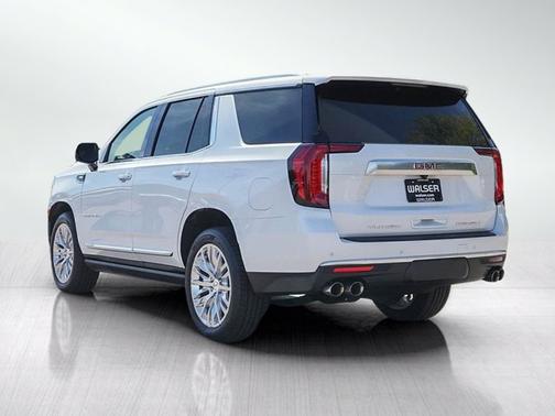 White Frost Tricoat 2023 GMC Yukon Denali