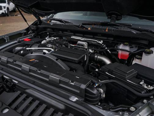 2025 GMC Sierra 3500 SLT
