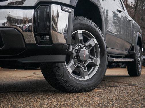 2025 GMC Sierra 3500 SLT