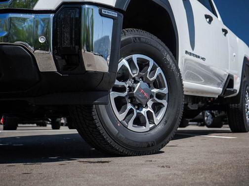 2025 GMC Sierra 3500 Pro