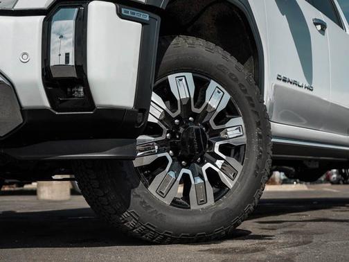 Glacier White Tricoat 2026 GMC Sierra 3500 Denali