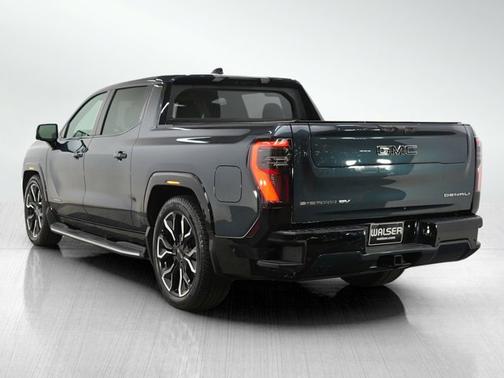Deep Ocean Metallic 2025 GMC Sierra EV Max Range Denali