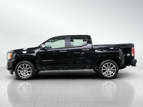 Onyx Black 2022 GMC Canyon 4WD Denali