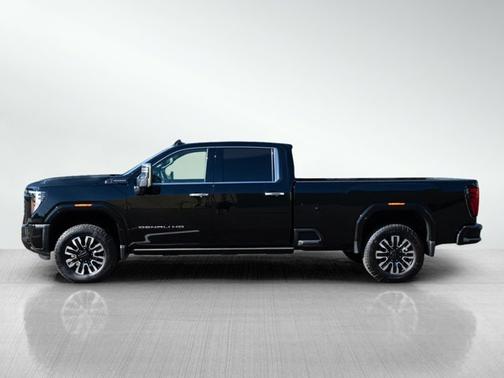 2025 GMC Sierra 3500 Denali