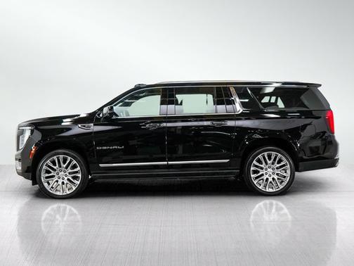Onyx Black 2025 GMC Yukon XL Denali