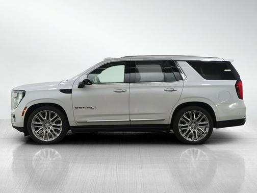 White Frost Tricoat 2025 GMC Yukon Denali
