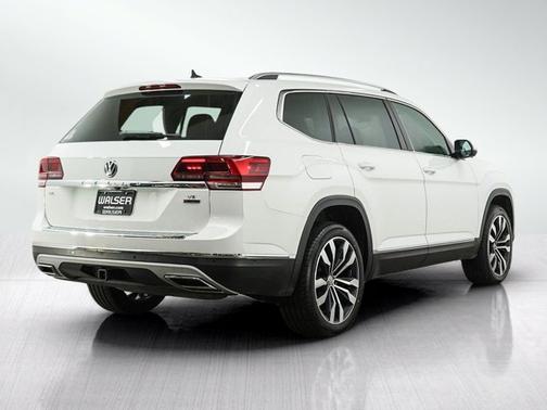 Pure White 2019 Volkswagen Atlas 3.6L V6 SEL Premium