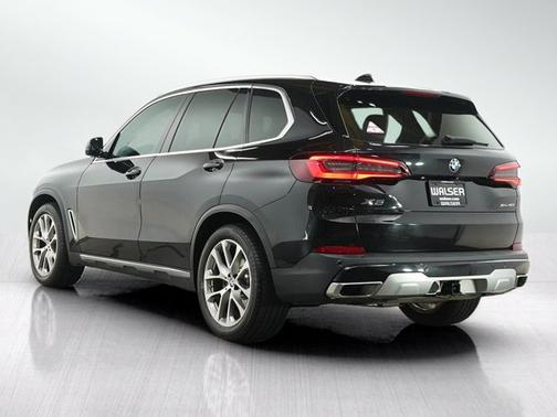 Black Sapphire Metallic 2021 BMW X5 xDrive40i