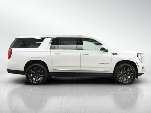 White Frost Tricoat 2025 GMC Yukon XL Denali