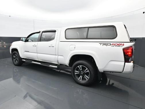 Super White 2019 Toyota Tacoma TRD Sport
