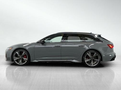 2022 Audi RS 6 Avant 4.0T (Tiptronic)