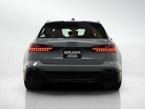 2022 Audi RS 6 Avant 4.0T (Tiptronic)