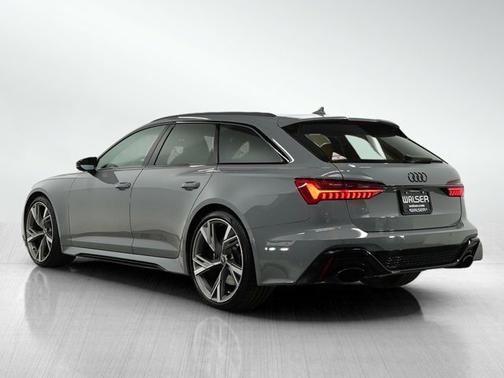 2022 Audi RS 6 Avant 4.0T (Tiptronic)