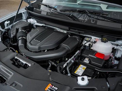 Glacier White Tricoat 2026 GMC Acadia AWD Elevation