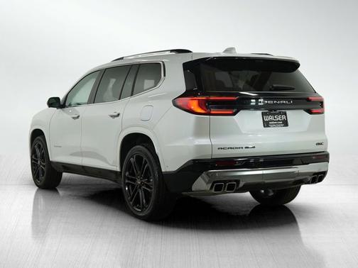 2024 GMC Acadia Denali