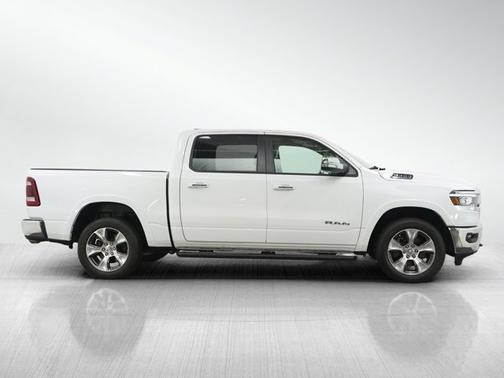 Bright White Clearcoat 2021 RAM 1500 Laramie