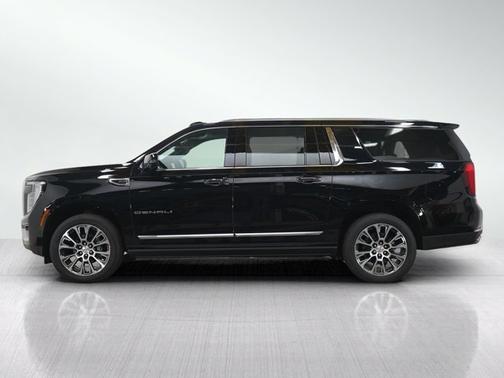 Onyx Black 2025 GMC Yukon XL Denali