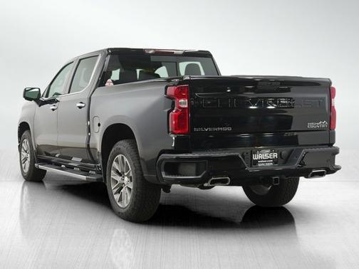 Black 2022 Chevrolet Silverado 1500 Limited High Country
