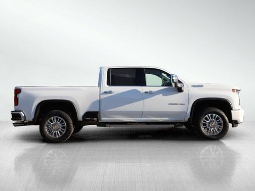 2022 Chevrolet Silverado 3500 High Country