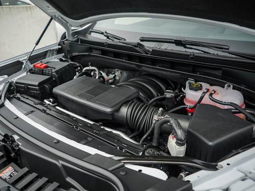 Glacier White Tricoat 2026 GMC Yukon Denali Ultimate