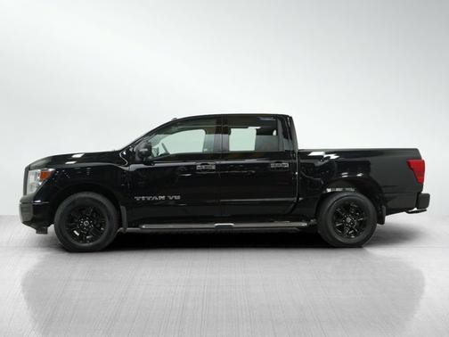 2020 Nissan Titan SV