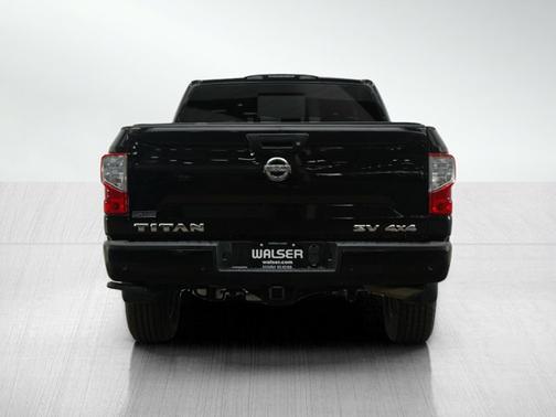 2020 Nissan Titan SV