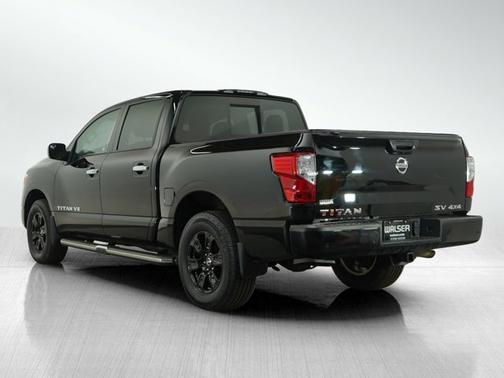 2020 Nissan Titan SV