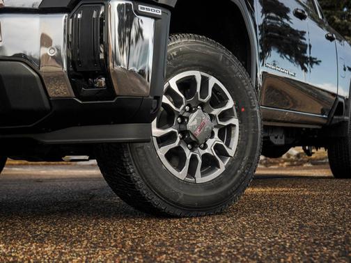 2025 GMC Sierra 3500 SLE