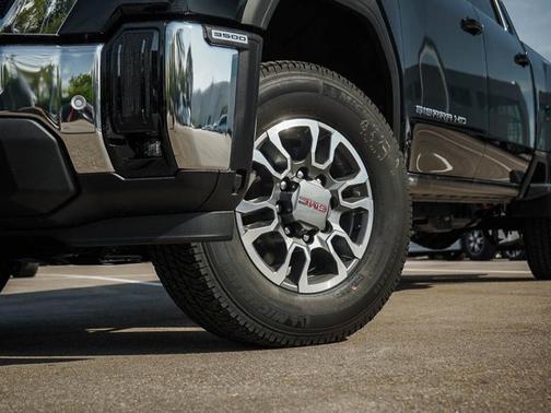 2026 GMC Sierra 3500 SLE