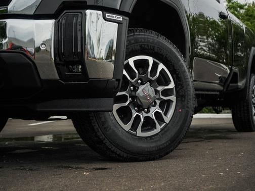 2025 GMC Sierra 3500 SLE
