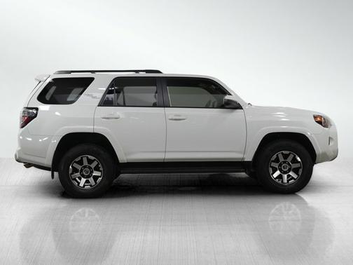 2023 Toyota 4Runner TRD Off Road