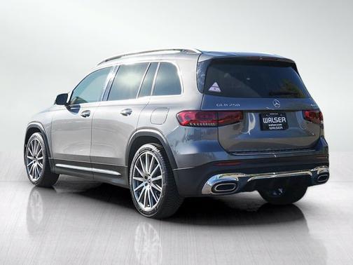 Mountain Gray Metallic 2021 Mercedes-Benz GLB 250 Base