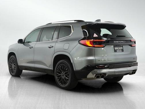 2024 GMC Acadia Denali