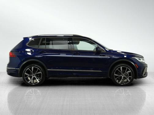 2024 Volkswagen Tiguan SEL R-Line