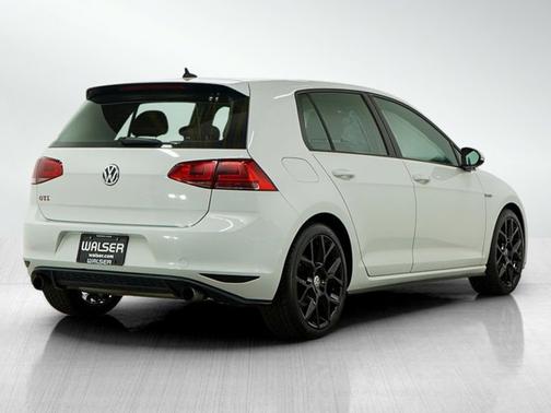 2015 Volkswagen Golf GTI S