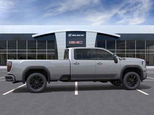 2026 GMC Sierra 3500 AT4